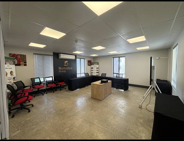 219M² OFFICE TO LET IN PAARDEVLEI